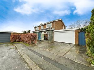 Photo 9- click for photo gallery